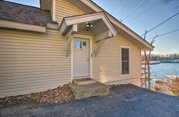 Luxury Lake Ozark Retreat w/ Dock & Lake View