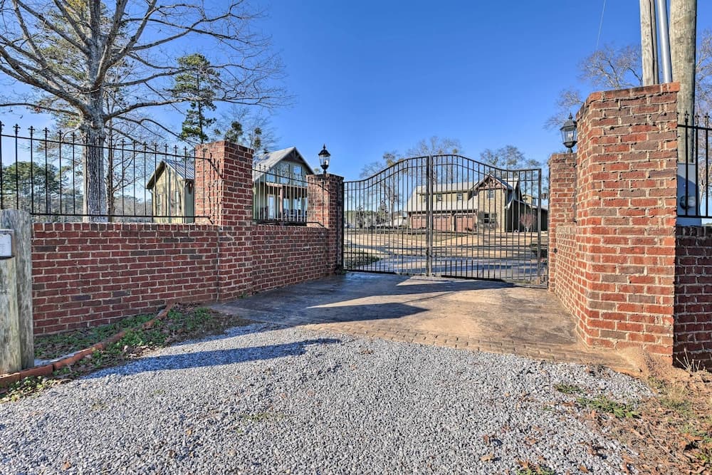 Shoreline Home w/ Boat Dock & Fire Pit in Shelby!