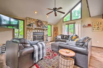 Family-friendly Poconos Escape w/ Amenity Access!