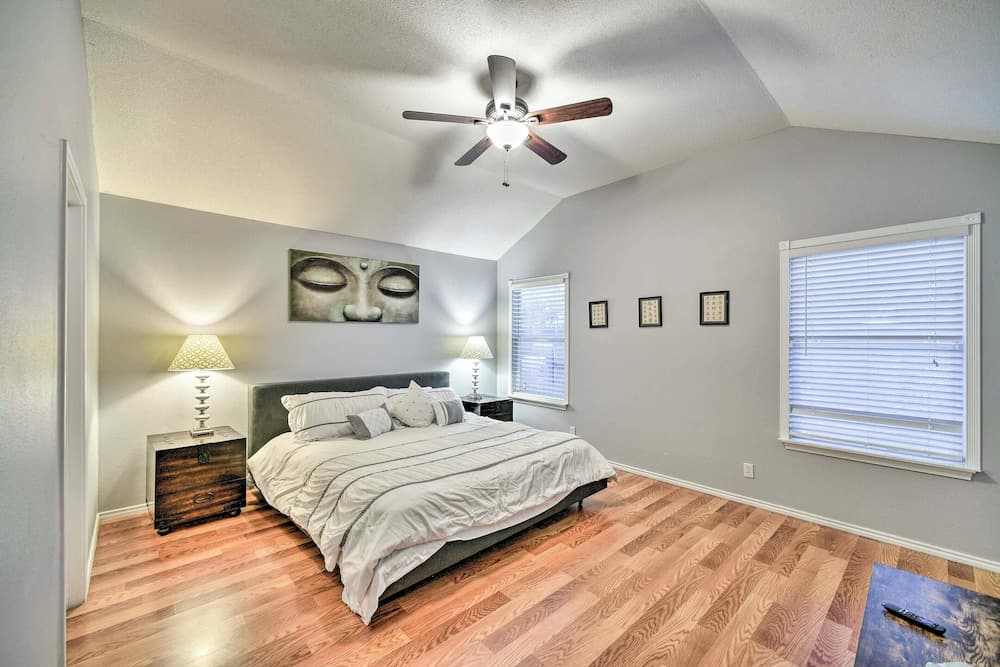 Peaceful San Antonio Oasis w/ Private Pool + Grill