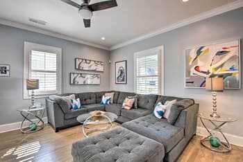 Modern Atlanta Getaway ~ 3 Miles to Downtown!