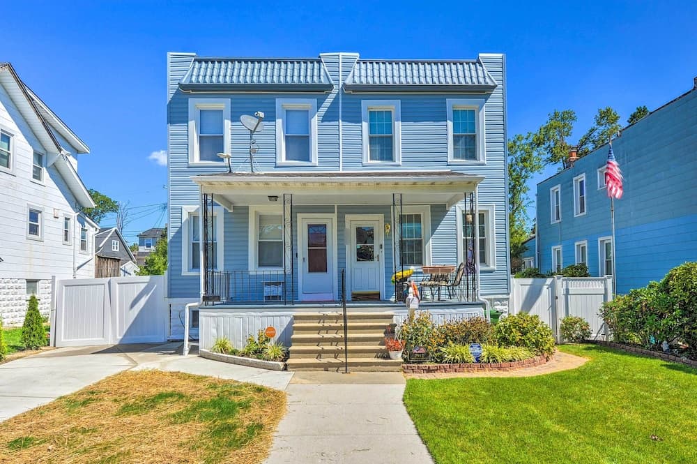 6 Mi to Inner Harbor - Family Home w/ Fenced Yard!