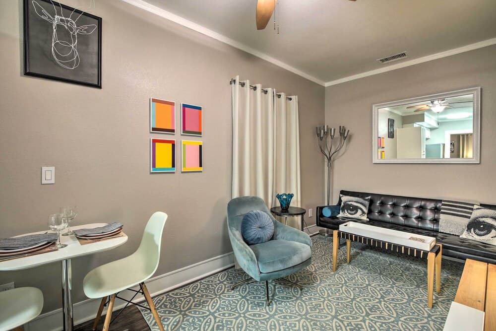 4 Mi to Dtwn: Dallas Gem w/ Furnished Patio