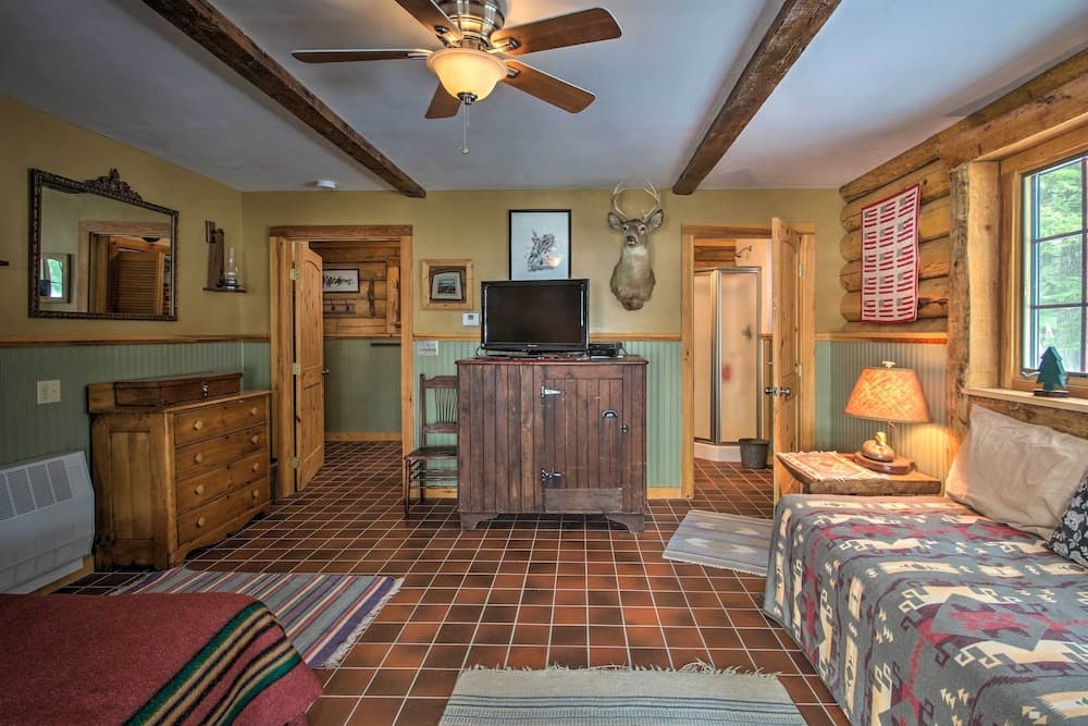 Waterfront Conway Vacation Rental w/ Deck!