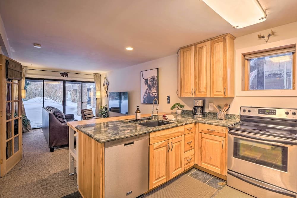 Ski-in/ski-out Condo on Copper Mountain!