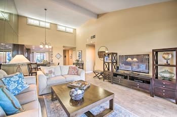 Palm Desert Condo - 6 Miles to El Paseo!