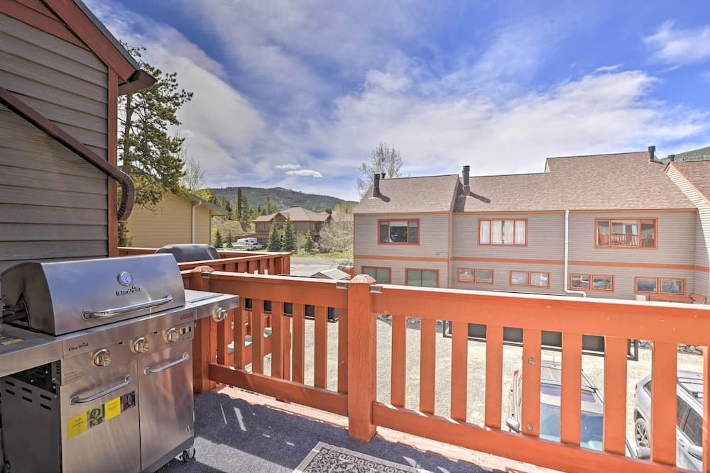 Frisco Mountain Hub: Walk to Main Street