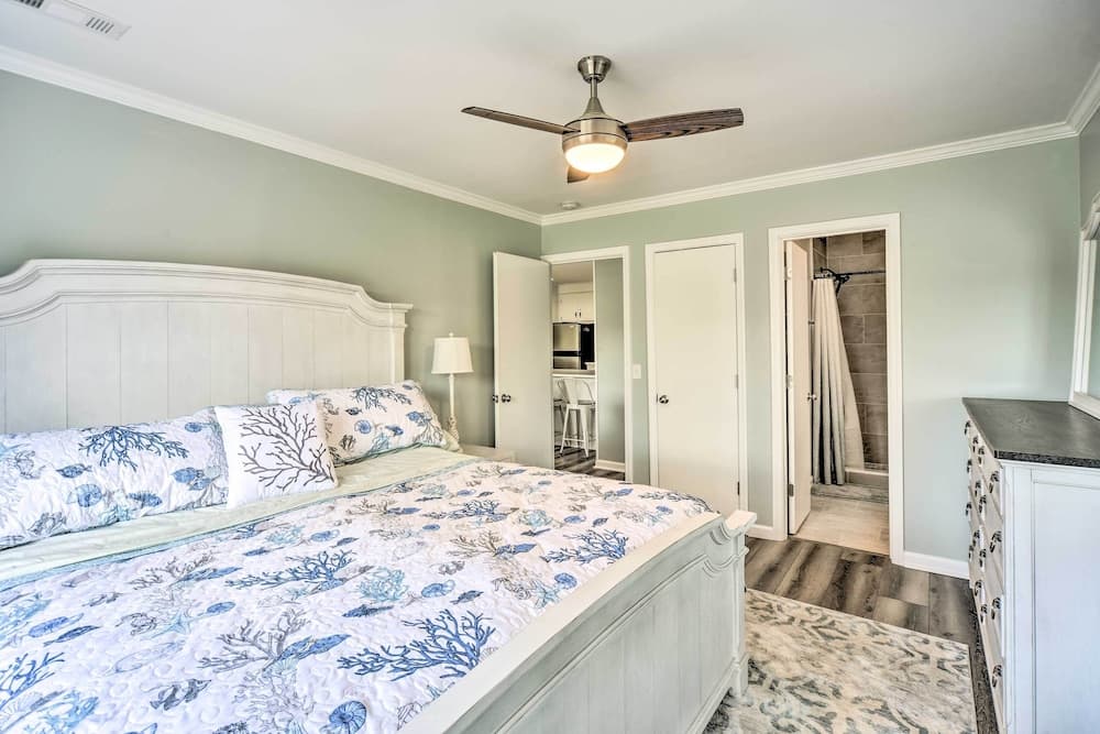 Sunny Edisto Island Duplex - Half Mile to Beach!