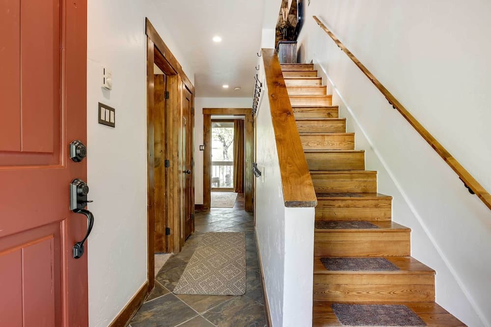 Elegant Vail Home - Walk to Booth Falls Trail