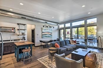 Gorgeous Whitefish Condo - Walk Downtown!