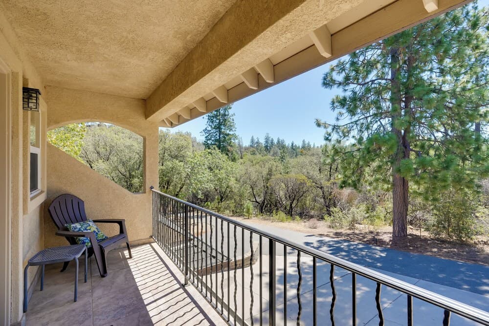 Colfax Getaway w/ Hot Tub, Mountain Views!