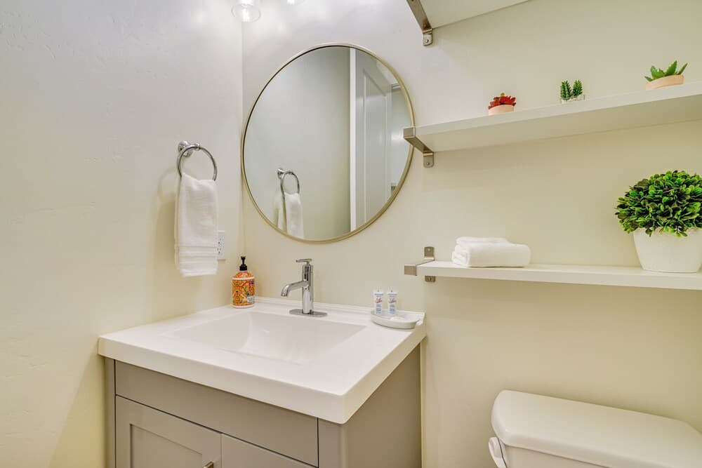 Stunning Home w/ Hot Tub Near Park City Skiing!