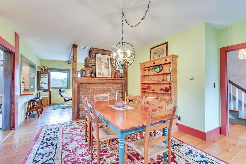 Manchester Center Home w/ Green Mtn Views!