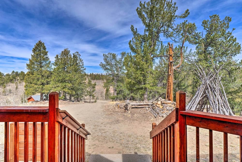 Grand Jefferson Home w/ Stunning Mtn Views!