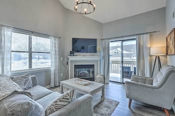 Branson Vacation Rental in Waterfront Resort