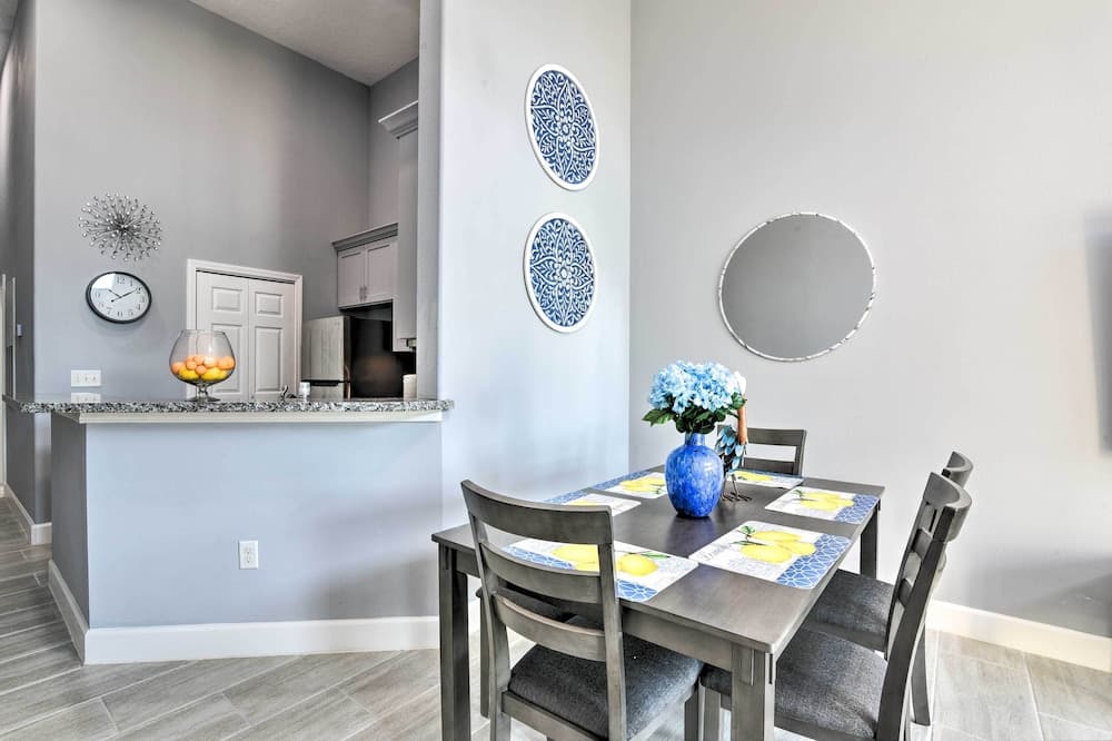 Pool View & Walk to Beach: Modern Galveston Condo!