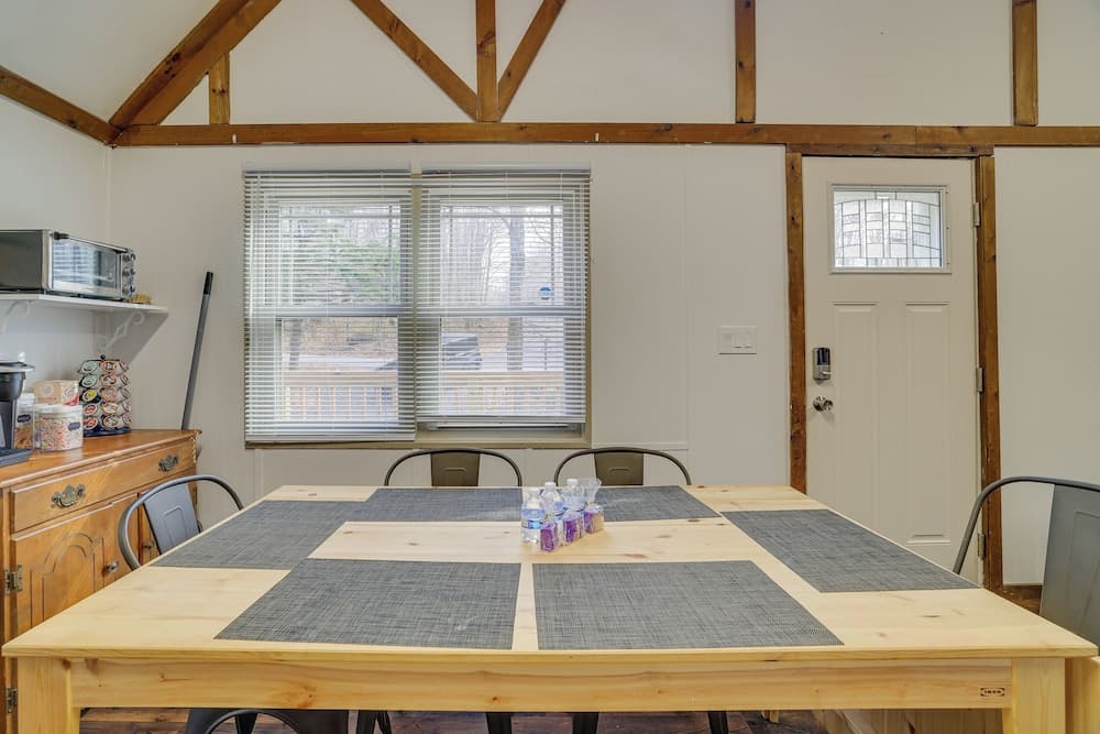 Hot Tub & Resort Amenities: Pocono Lake Retreat!