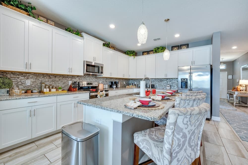 Chic Villa w/ Resort Perks ~ 10 Mi to Disney!