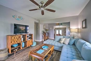 Endearing Fort Pierce Getaway w/ Private Pool!