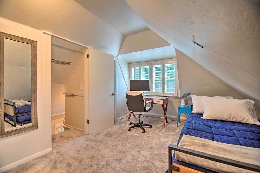 Sun-lit Lake Geneva Sanctuary w/ BBQ Patio!