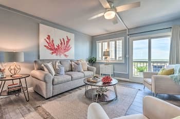 Coastal Abode at Pinnacle Port: A Beachfront Oasis
