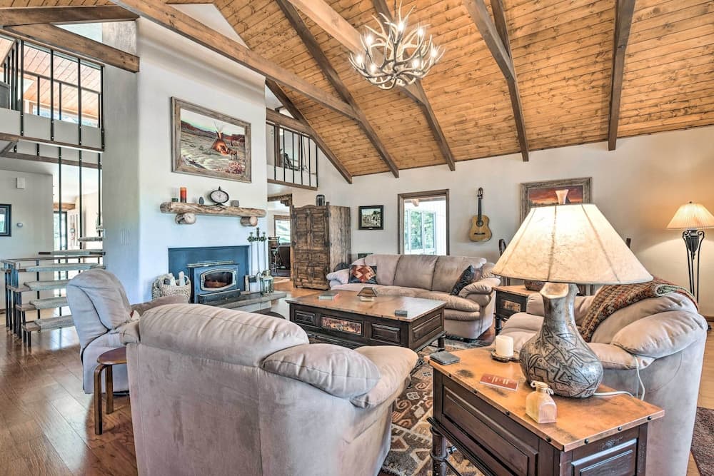 Monte Verde Lake Lodge w/ Hot Tub: 4 Mi to Ski