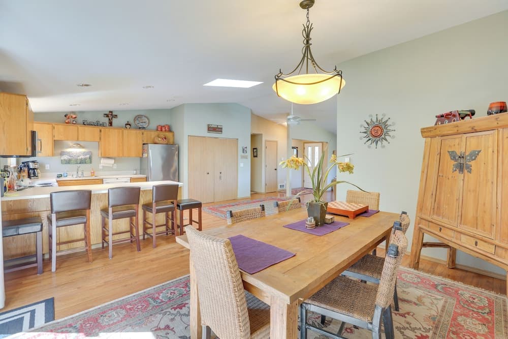 Pickleball Country Retreat in Bend!