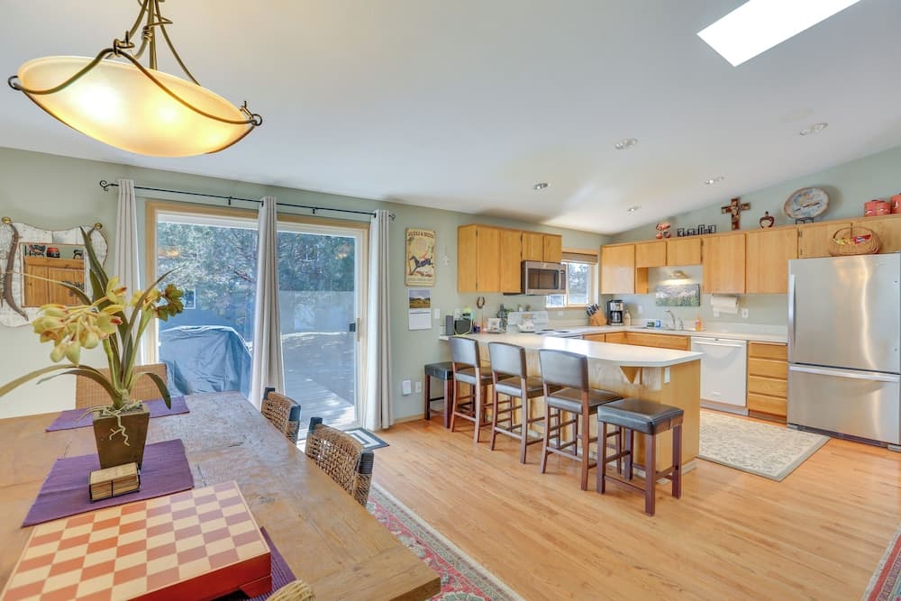 Pickleball Country Retreat in Bend!