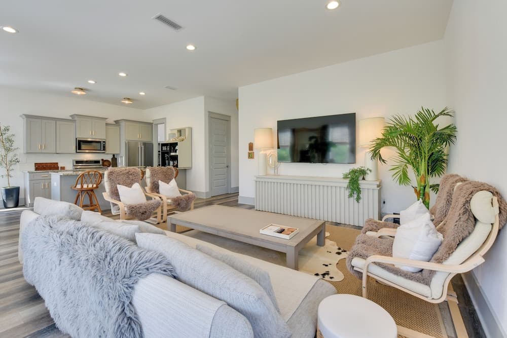 Beach House Right off 30 A w/ Golf Cart!