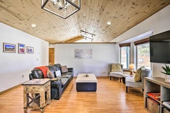 Pagosa Springs Vacation Rental: Deck, Views!