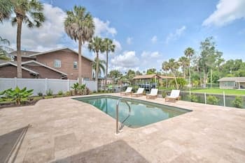 Waterfront Crystal River Home w/ Boat Dock!