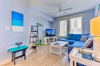 Top-floor Condo In Sandestin's Baytowne Village!