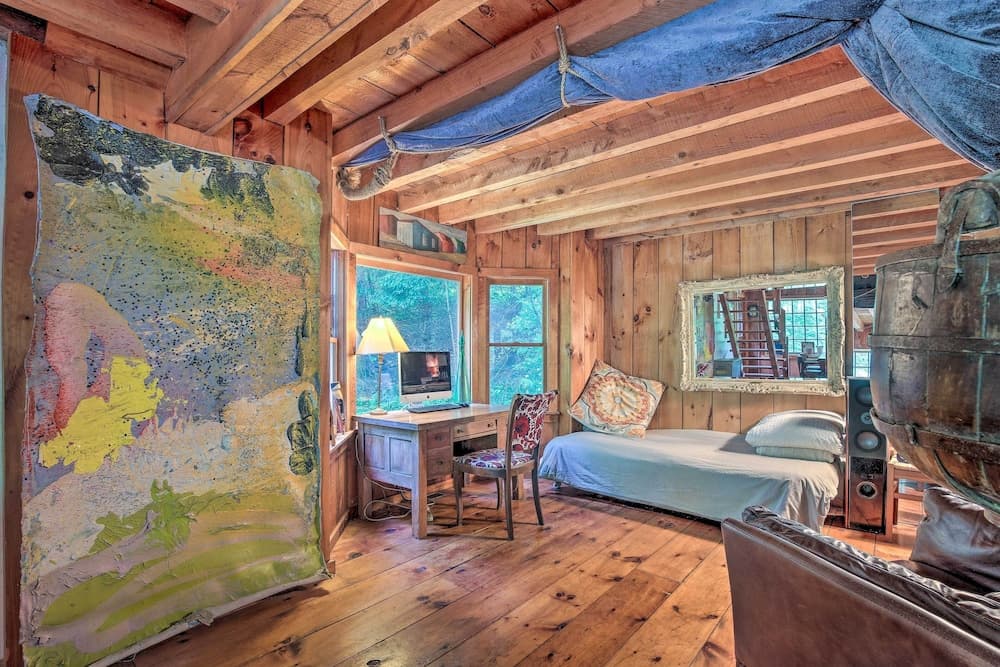 'the Mill River Cabin w/ Fireplace & River View!