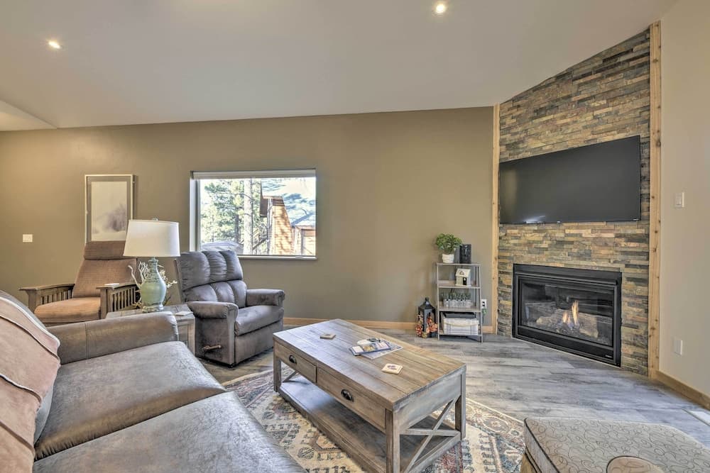 Pagosa Springs Retreat ~ 6 Miles to Hot Springs!