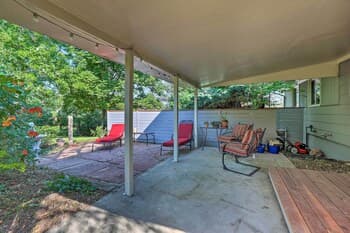 Littleton Home w/ Patio ~ 14 Mi to Denver!