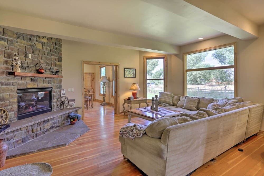 Fruita Victorian Home w/ Hot Tub + Mountains!