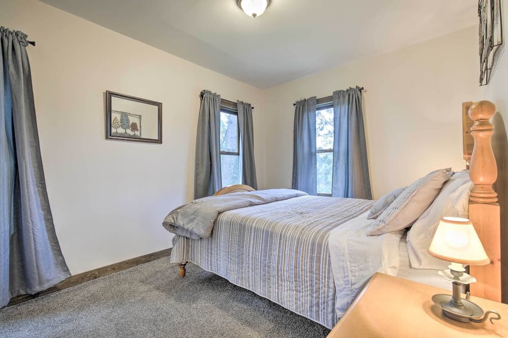 Rural Republic House w/ Yard Near ATV Trails!