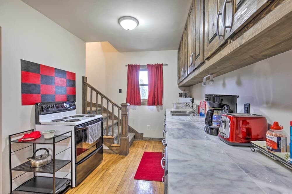 Rural Republic House w/ Yard Near ATV Trails!