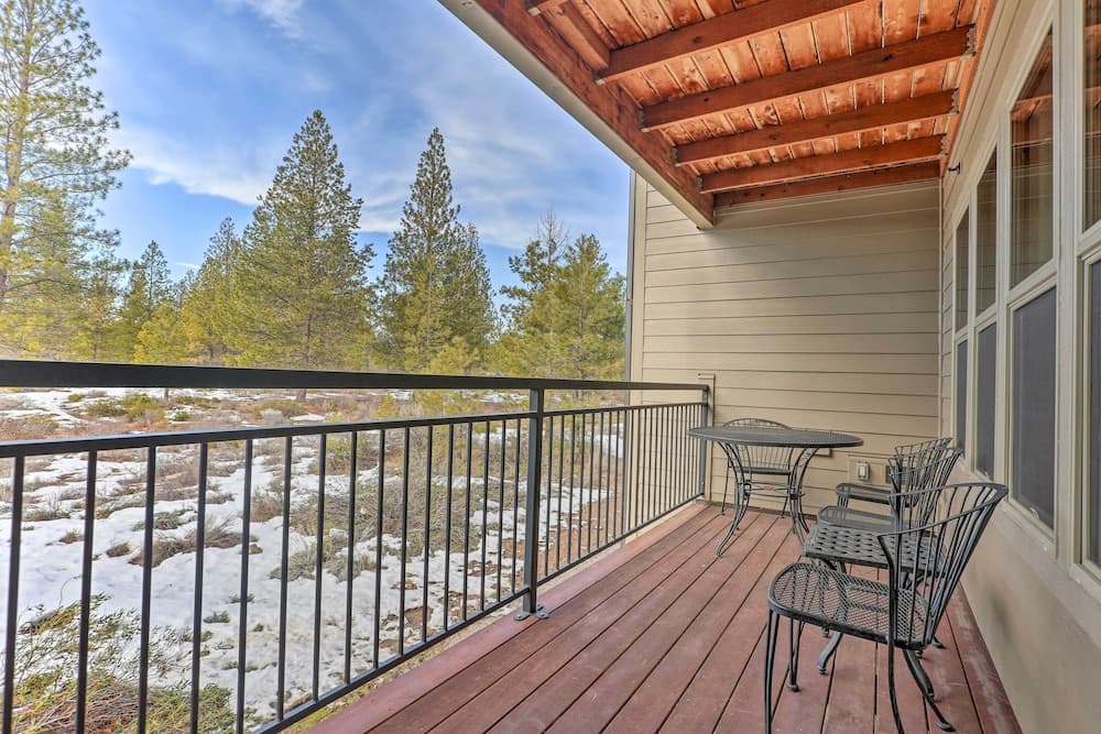 'nature Retreat' at Seventh Mountain Resort!