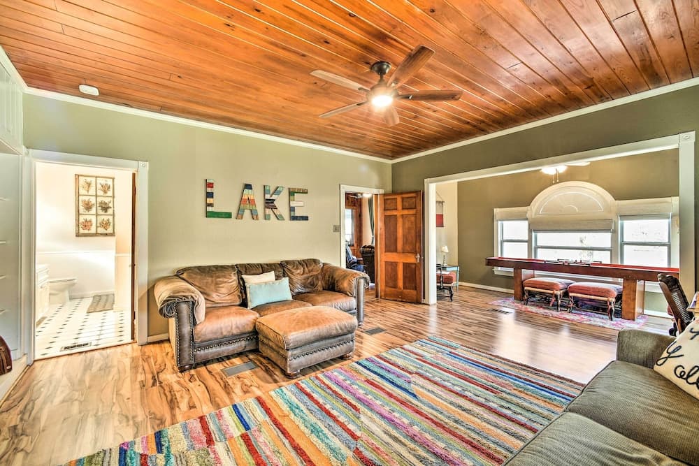 Spacious Lake Placid Retreat w/ Gorgeous Views!