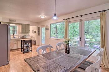 Secluded Pisgah Forest Cottage w/ Fire Pit!