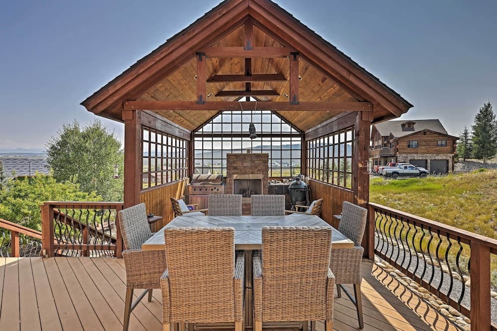 Golf, Ski & Hike: Luxe Group Getaway in Granby!