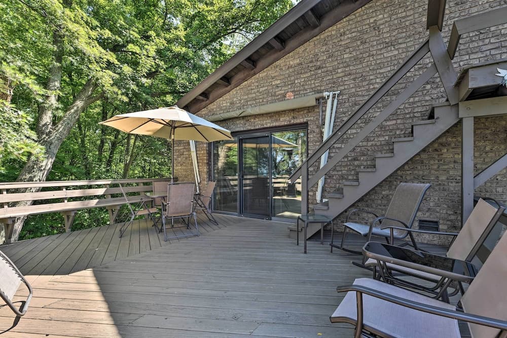 Brocton Escape: Skiing, Snowtubing, Hiking!