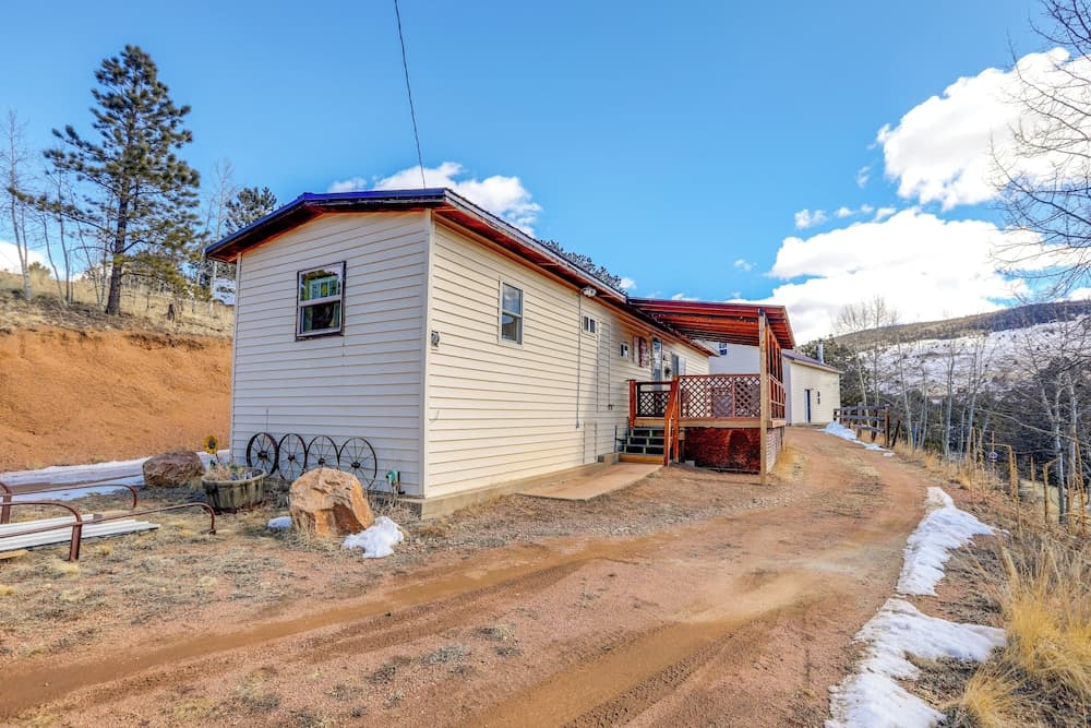 Colorado Vacation Rental w/ Deck & Mtn Views