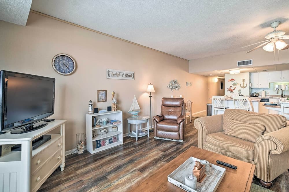 Oceanfront Garden City Beach Condo For Families!