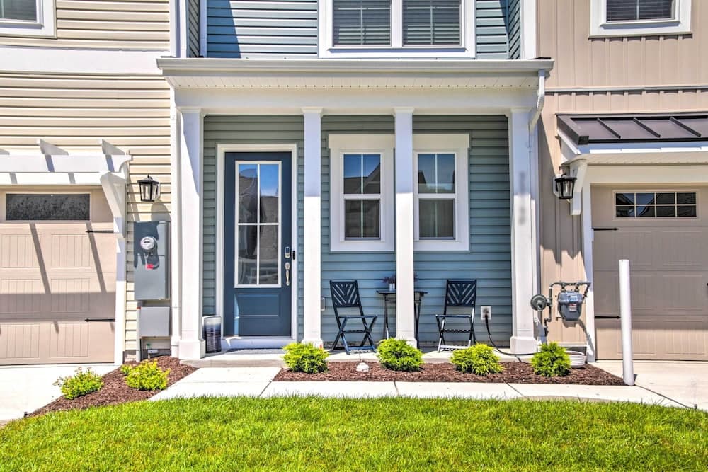 Porch + Pool Access: Millville Townhome!