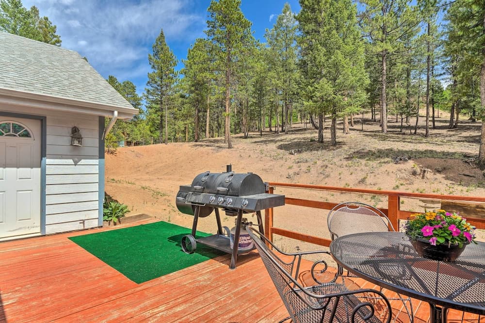 Secluded Woodland Park Home - Hike & Bike!