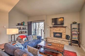 Modern Breckenridge Condo, Deck + Spa Access!