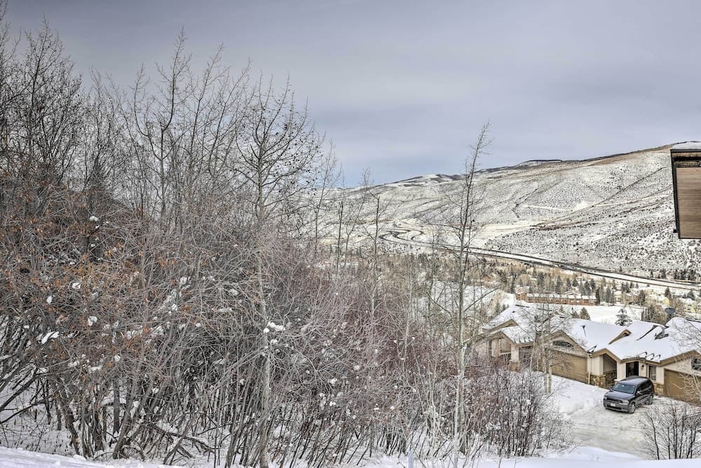 Ski & Relax: Vail-beaver Creek Duplex w/ Hot Tub