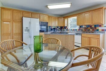 Candler Home w/ Deck ~ 8 Mi to Downtown Asheville!